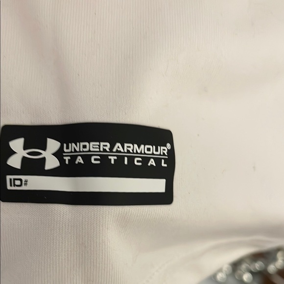 Under Armour Performance Wear White Short Sleeve Tech T nwt 3XL - Picture 4 of 9